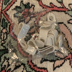 Clothes Hanger Connectors (6 pieces)